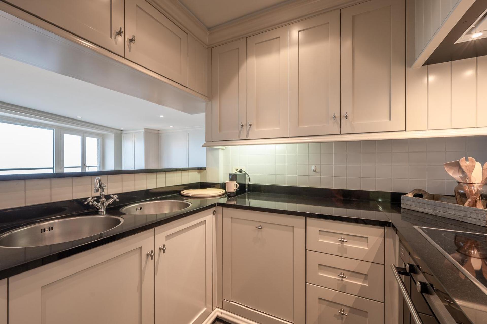 Appartementen Op De Zeedijk In Knokke Op De 3E En 4E Verdieping Van Logie Marie Exteriör bild
