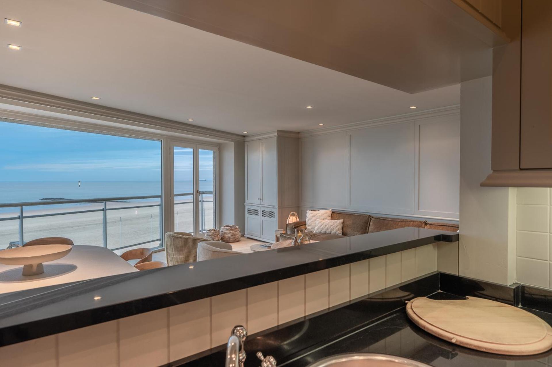 Appartementen Op De Zeedijk In Knokke Op De 3E En 4E Verdieping Van Logie Marie Exteriör bild
